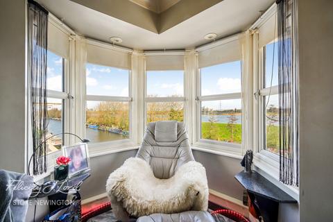 Watermint Quay, London N16