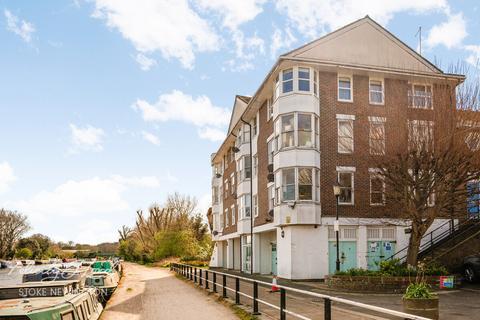 1 bedroom apartment for sale, Watermint Quay, London N16