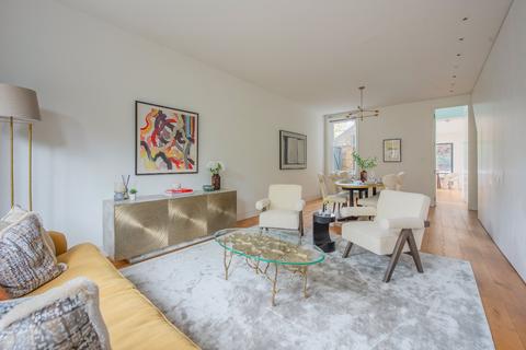 2 Finstock Road, London, W10 6LT