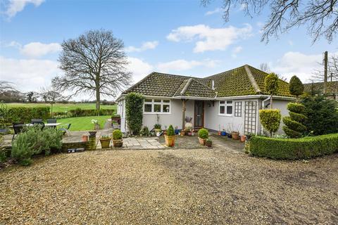 Linden Lea Barncroft, Appleshaw, Andover, SP11 9BU