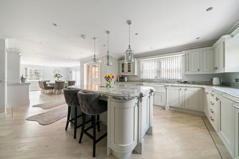 Bridinna Aldermaston Road, Pamber End, Tadley, RG26 5QN