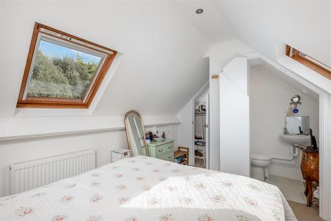 6 Church Close, Charlbury, Chipping Norton, OX7 3PY