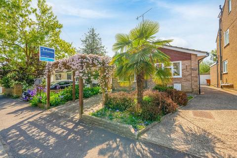 undefined, Hamilton Road, Kings Langley WD4