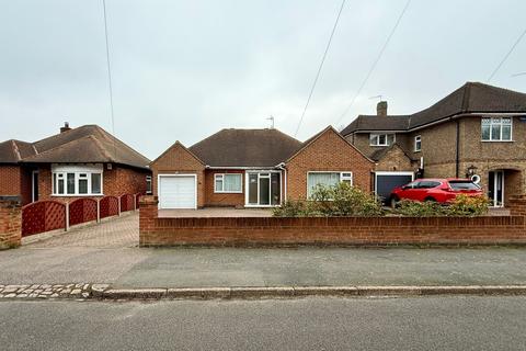 3 bedroom detached bungalow for sale, Spinney Hill Drive, Loughborough, LE11