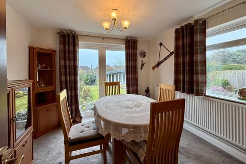 3 bedroom detached bungalow for sale, Spinney Hill Drive, Loughborough, LE11