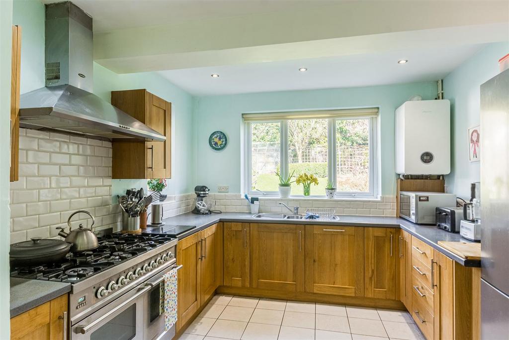 Dining kitchen