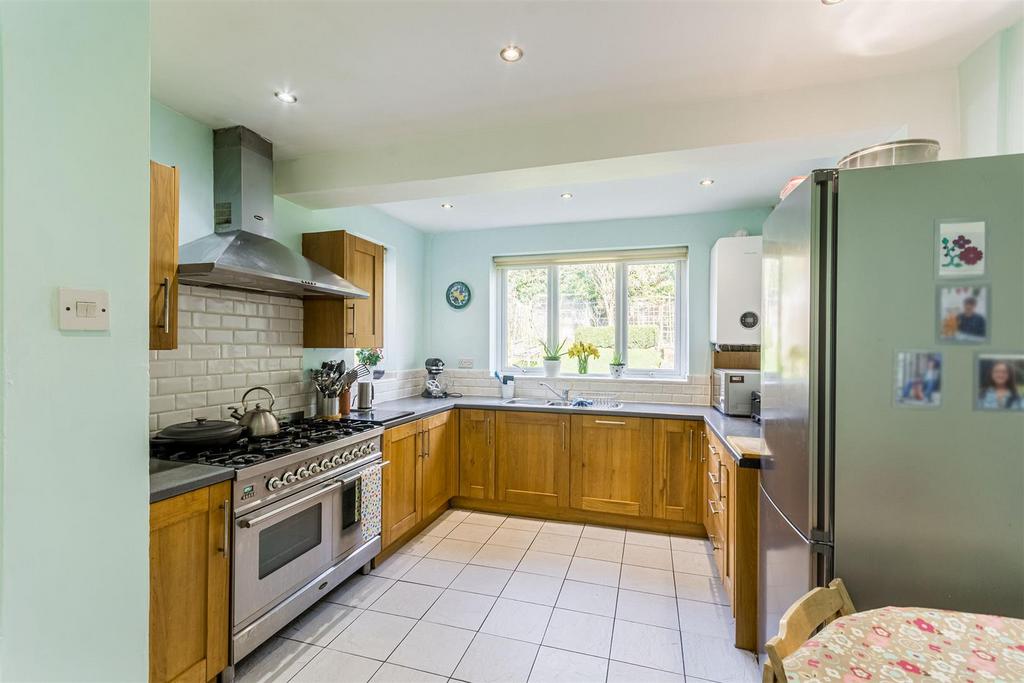 Dining kitchen