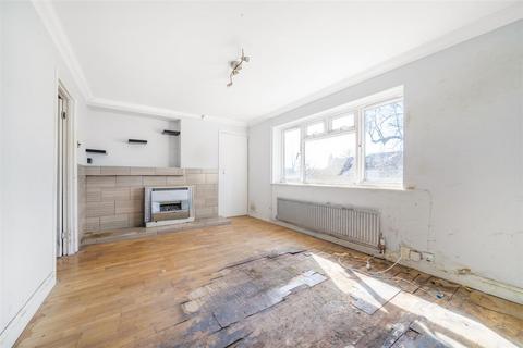 8 Ash Close, London, SE20 7RE