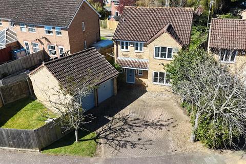 4 bedroom detached house for sale, Hidcote Close, East Hunsbury