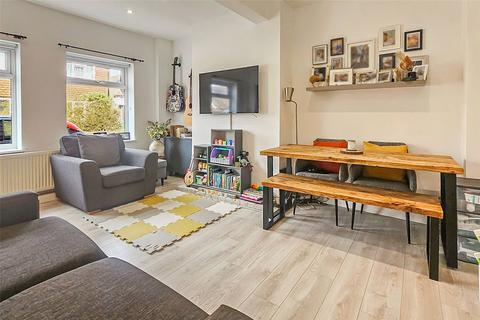 7 Angmering Way, Rustington, Littlehampton, BN16 3RA