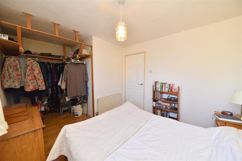 Bed1.3.JPG