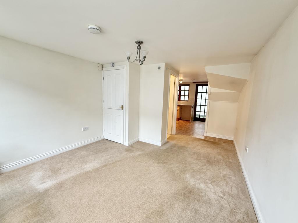 Sitting/Dining Room