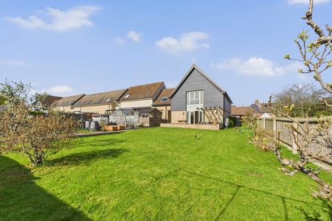 4 bedroom link detached house for sale, Manor Close, Farcet, PE7