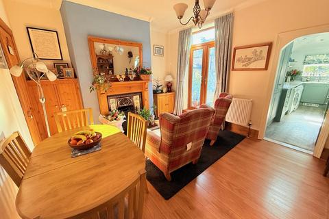 41 Avondale Road, Shipley, BD18 4QR