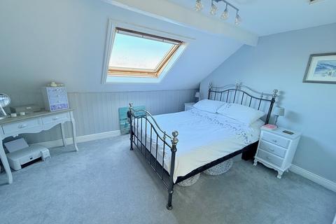 41 Avondale Road, Shipley, BD18 4QR