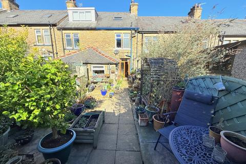 41 Avondale Road, Shipley, BD18 4QR