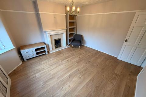 4 bedroom semi-detached house to rent, Makinson Avenue, Horwich, Bolton, BL6