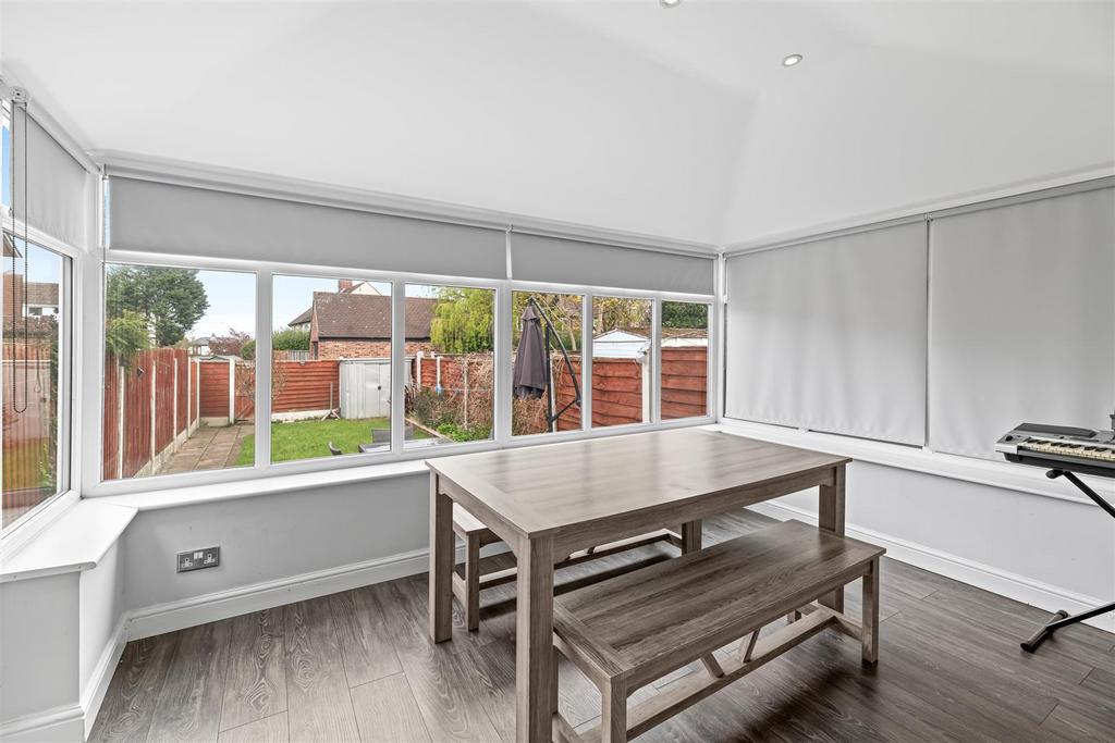 Dining/Conservatory