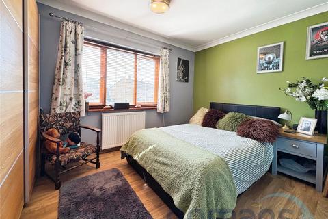 10 Willow Way, Aldershot, GU12 4AZ