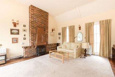 4 bedroom link detached house for sale, Laglands Close, Reigate, Surrey