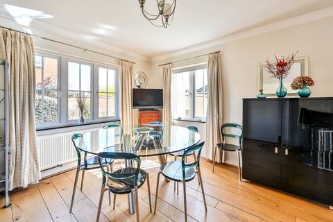 9 Oakdene Place, Peasmarsh, Guildford, GU3 1NJ