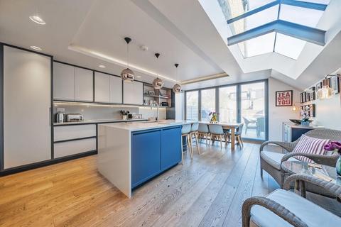 4 bedroom terraced house for sale, Elsinore Road, Forest Hill