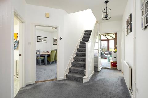 3 bedroom detached house for sale, Upper Heyford, Northamptonshire, NN7