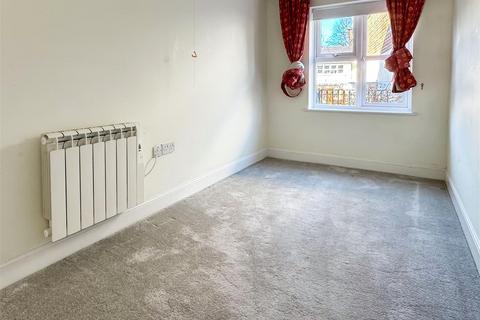 2 bedroom apartment for sale, Goda Road, Littlehampton BN17
