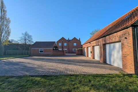 5 bedroom detached house for sale, Hull Bridge Road, Beverley