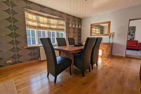 5 bedroom detached house for sale, Hull Bridge Road, Beverley