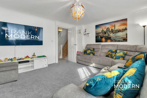 11 Applewood Drive, Hampton Hargate, Peterborough, PE7 8DX