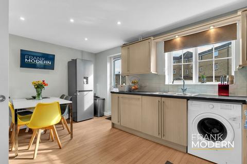 11 Applewood Drive, Hampton Hargate, Peterborough, PE7 8DX