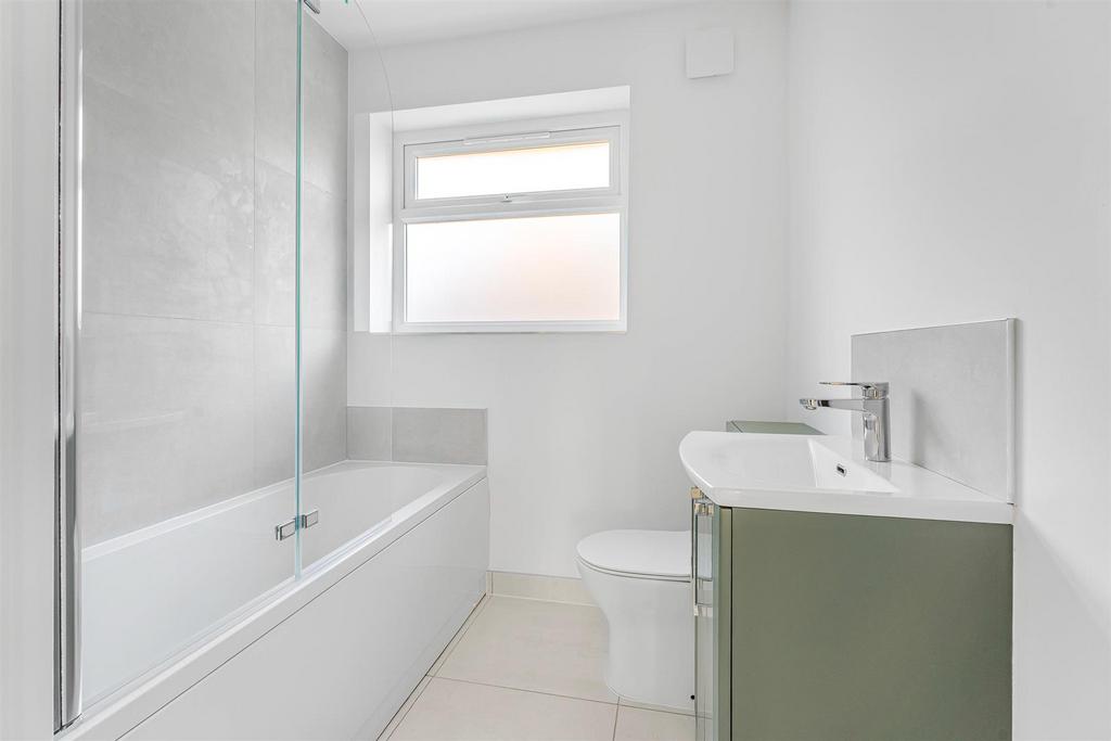 Ground Floor Bathroom