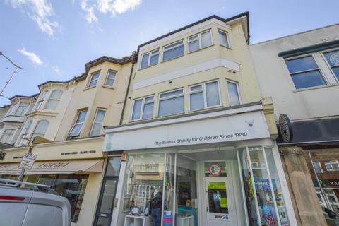 2 bedroom flat to rent, 26 Cornfield Road, Eastbourne
