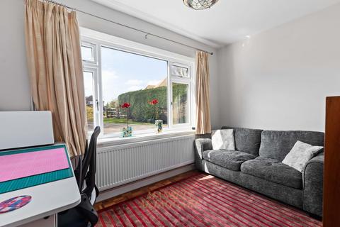 1 Clayford, Dormansland, Lingfield, RH7 6PR