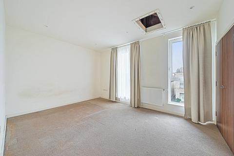 21 Camborne Road, Edgware, HA8 8FD