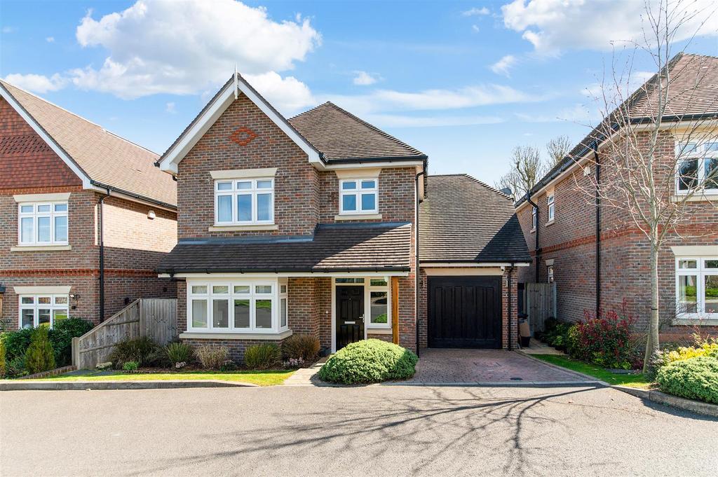 MIMOSA CLOSE,10 - (18).jpg