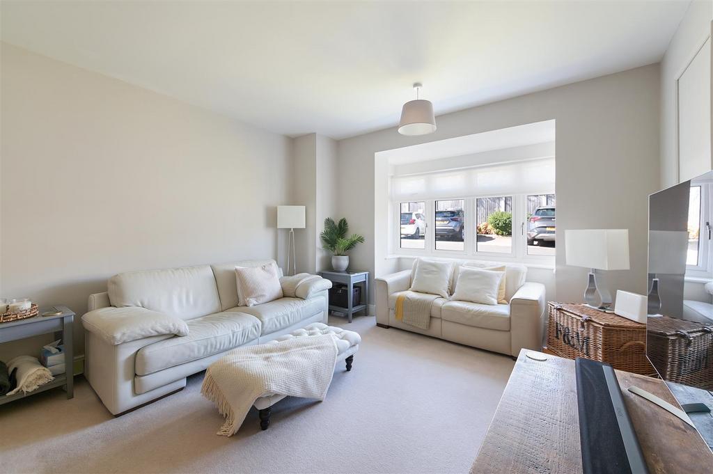 MIMOSA CLOSE,10 - (16).jpg