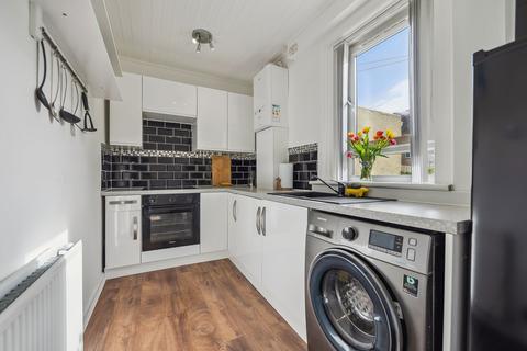 94 Monteith Drive, Clarkston, Glasgow, G76 8NY