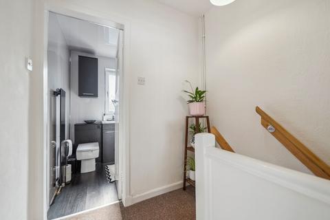 94 Monteith Drive, Clarkston, Glasgow, G76 8NY
