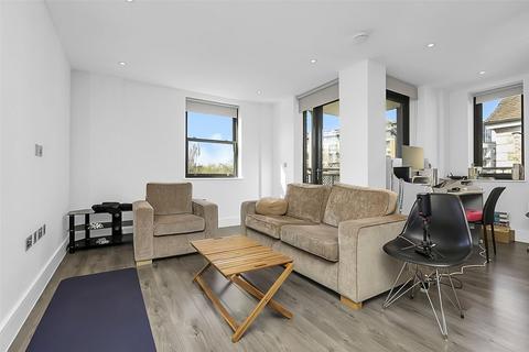 2 bedroom apartment for sale, Spring Grove, London, W4