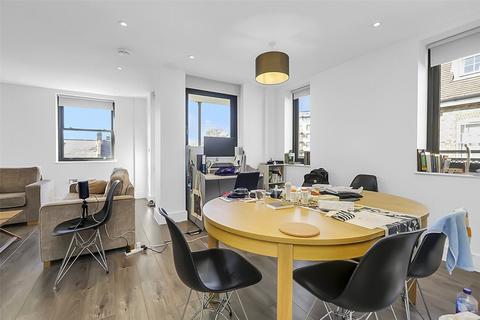 2 bedroom apartment for sale, Spring Grove, London, W4