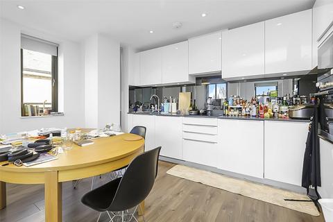 2 bedroom apartment for sale, Spring Grove, London, W4