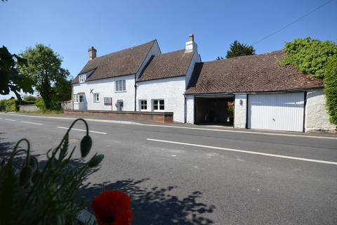 3 bedroom cottage for sale, Churchway, Aylesbury HP17