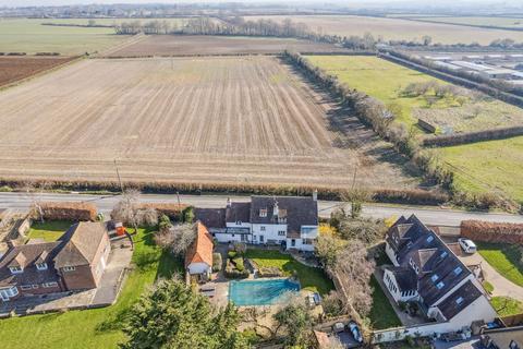 3 bedroom cottage for sale, Churchway, Aylesbury HP17