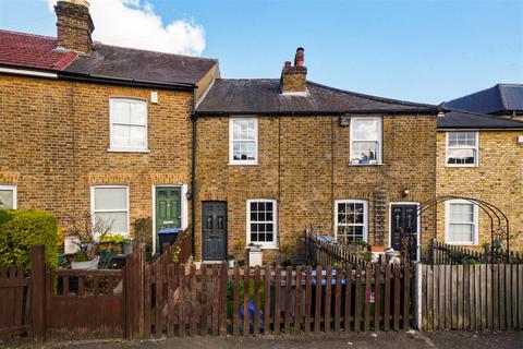 2 bedroom cottage for sale, Watford Road, Wembley