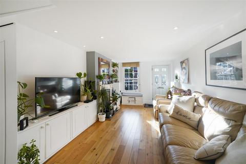 2 bedroom cottage for sale, Watford Road, Wembley