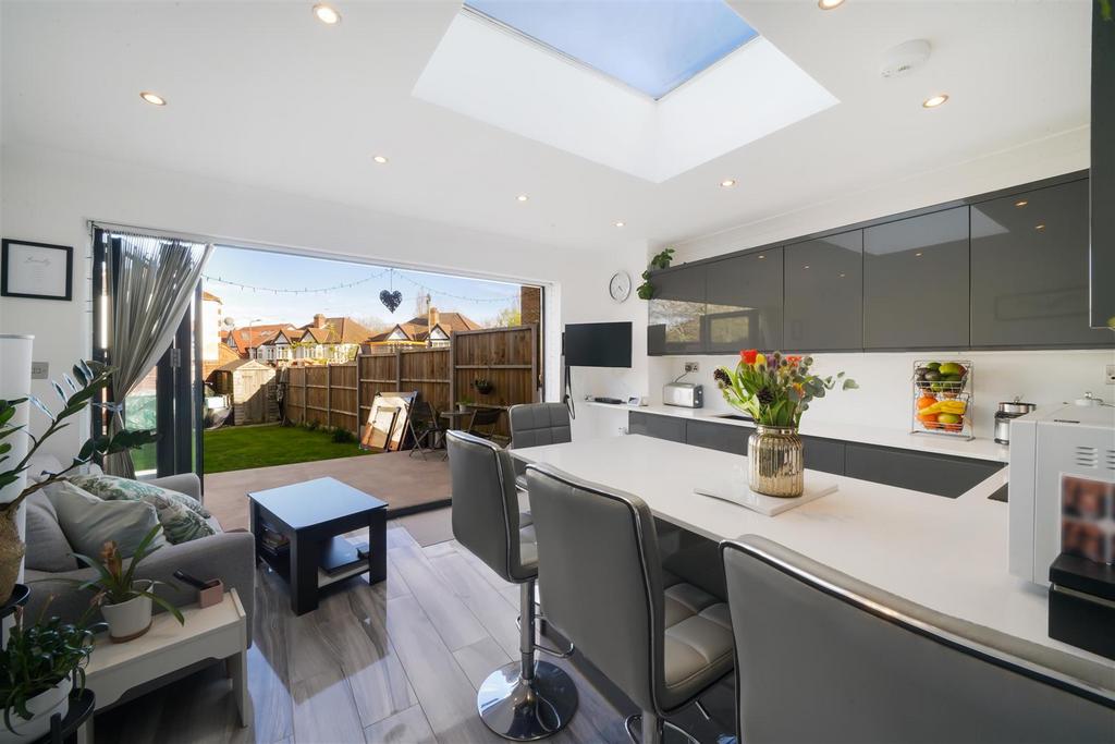 172 Watford Road - g FRKar Ic AKAJLi Djqk5h.jpg