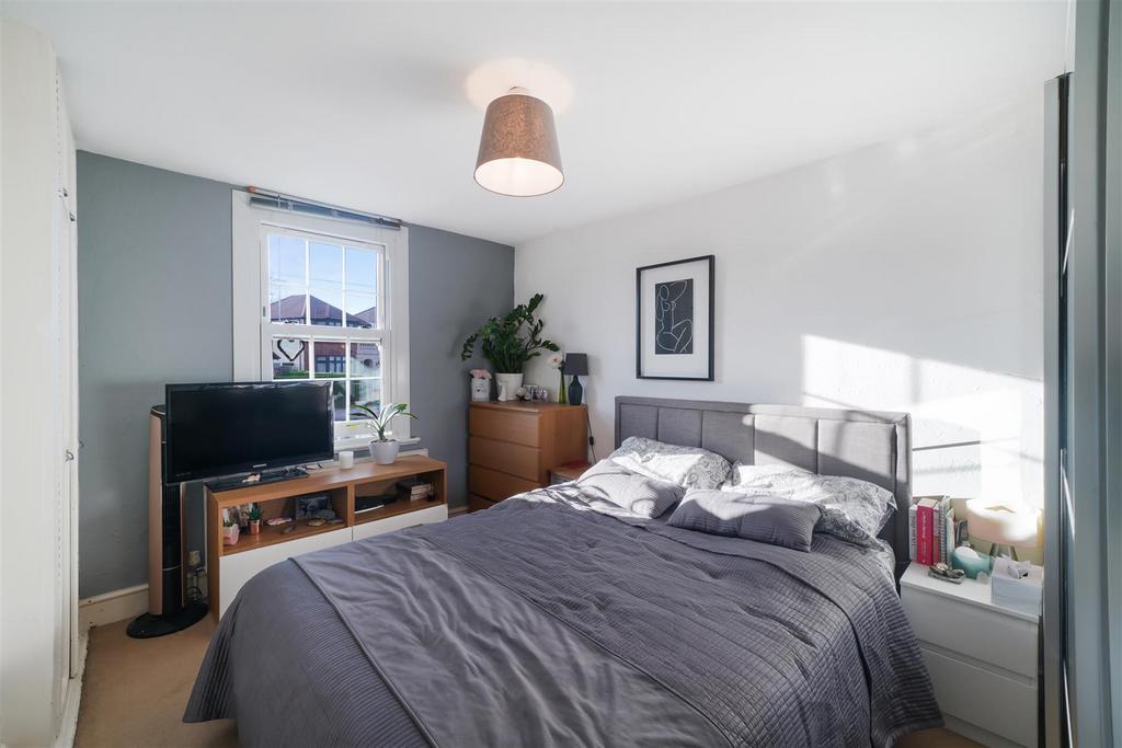 172 Watford Road - b O5 UUoi HQe Cw3 SN7 Q2r0.jpg