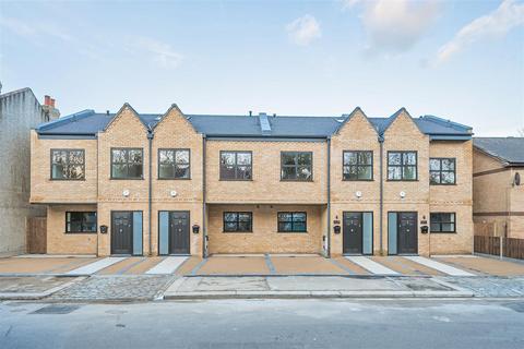 undefined, Cambridge Road, London